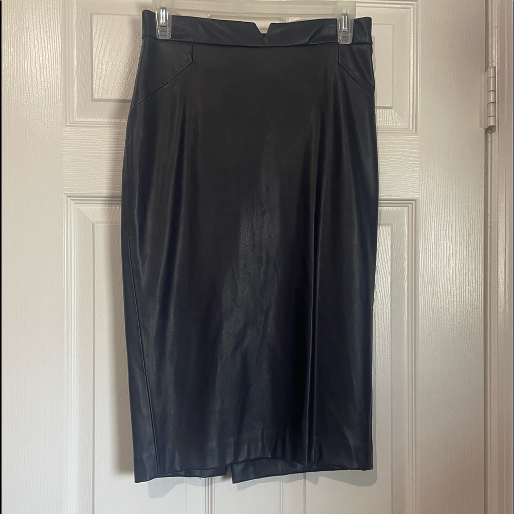 New Navy Women’s Pencil Skirt